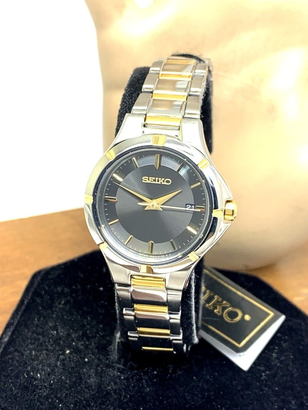 Seiko Women's Watch SUR414 Quartz Black Dial Date Two Tone Stainless Steel 28mm